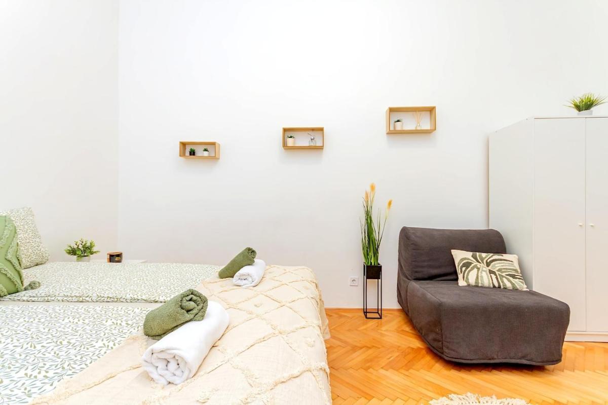 D49 2bedroom